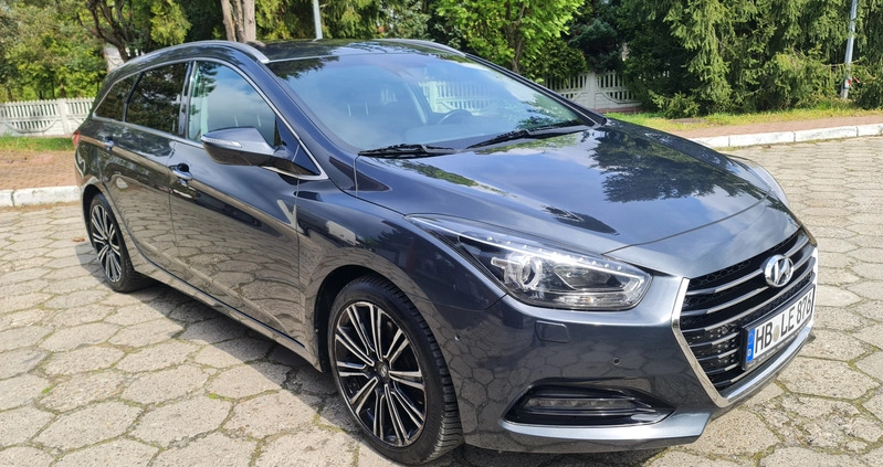 Hyundai i40 cena 54900 przebieg: 170231, rok produkcji 2016 z Tarnobrzeg małe 781